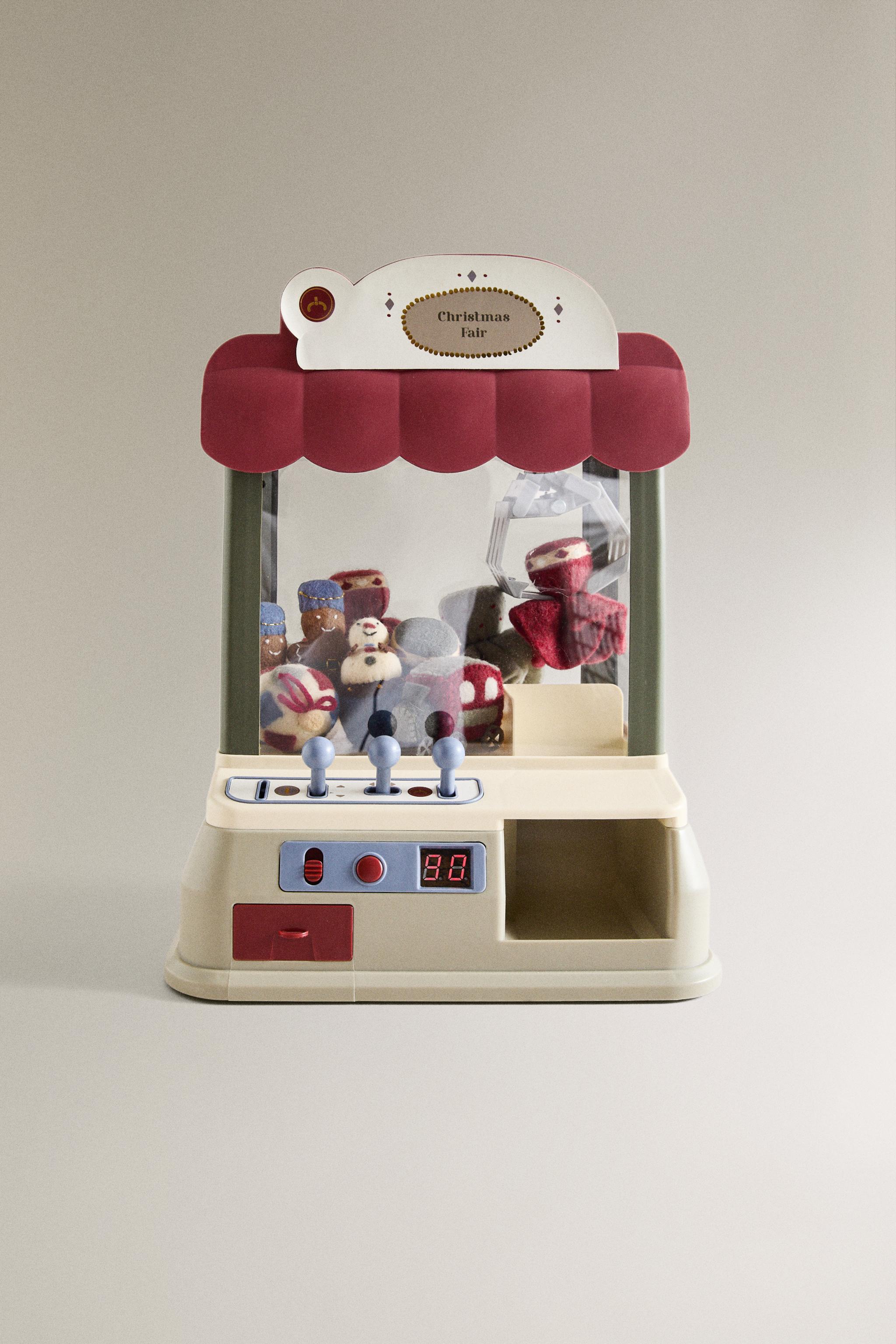 CHILDREN'S CHRISTMAS TOY CLAW MACHINE
